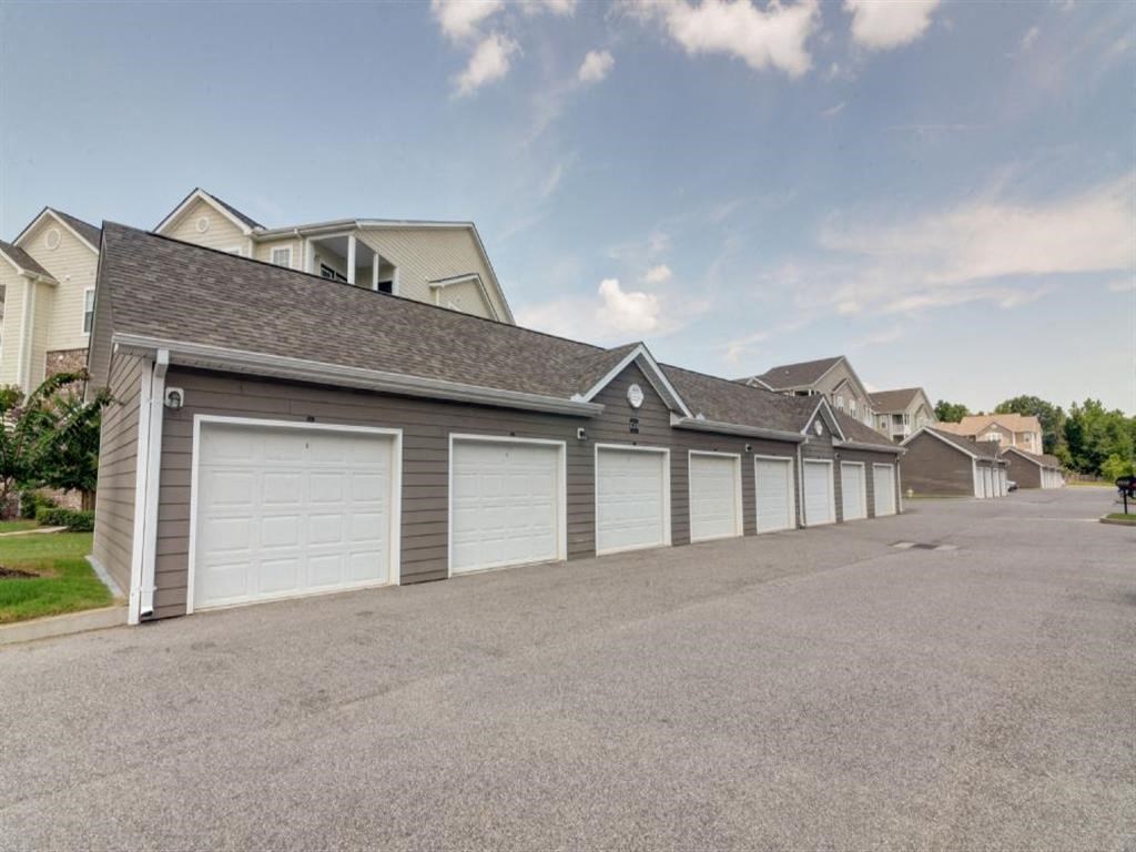 Charleston Apartment Homes, 2889 Sollie Rd, Mobile, AL RentCafe